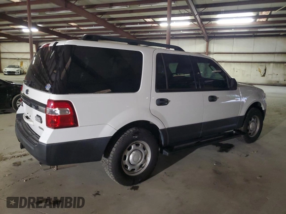 2015 Ford Expedition XL with VIN 1FMJU1GT1FEF13425, listed as a Copart auction lot 60624715 with 133,750 mi miles and Salvage title. Bid and sale history available at DreamBid. Image 3.