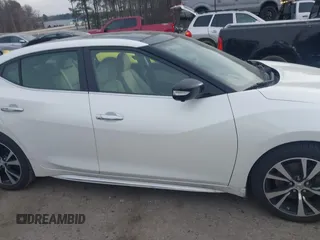 2018 Nissan Maxima SV z VIN 1N4AA6AP6JC402207, wystawiony jako IAAI lot #41192313 z przebiegiem 85 443 mil mil oraz . Historia ofert i sprzedaży dostępna na DreamBid. Obrazek 14.