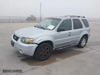 2007 Ford Escape Limited with VIN 1FMCU04137KB25007, listed as a IAAI auction lot 41659193 with 244,073 mi miles. Bid and sale history available at carsss.com. Image 2.