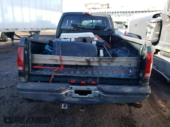 2002 Ford F-350 XL z VIN 1FTWW33F12EA47344, wystawiony jako Copart lot #81088084 z przebiegiem Nie podano mil oraz Szkoda całkowita • Salvage title. Historia ofert i sprzedaży dostępna na DreamBid. Obrazek 6.