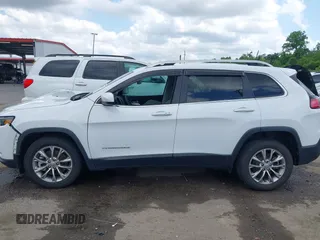 2021 Jeep Cherokee Latitude Lux with VIN 1C4PJLMXXMD239400, listed as a IAAI auction lot 42156023 with 80,304 mi miles and . Bid and sale history available at DreamBid. Image 14.