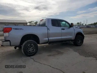 2010 Toyota Tundra с VIN 5TFUW5F14AX124598, выставлен на аукционе Copart как лот 54363625 с пробегом 149 268 миль миль и Списание • Salvage title. История ставок и продаж доступна на DreamBid. Изображение 3.