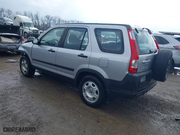 2005 Honda CR-V LX with VIN JHLRD78535C042479, listed as a IAAI auction lot 41682963 with 216,777 mi miles. Bid and sale history available at carsss.com. Image 3.