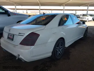 2013 Mercedes-Benz S-Class S 63 AMG with VIN WDDNG7EB6DA524473, listed as a IAAI auction lot 41775432 with 1 mi miles. Bid and sale history available at carsss.com. Image 4.