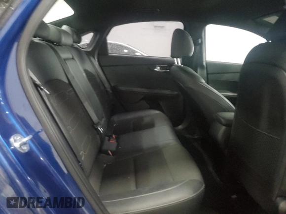 2021 Kia Forte GT-Line z VIN 3KPF34AD0ME349439, wystawiony jako Copart lot #57508855 z przebiegiem 104 172 mil mil oraz Szkoda całkowita • Salvage title. Historia ofert i sprzedaży dostępna na DreamBid. Obrazek 10.