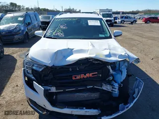 2022 GMC Terrain SLE with VIN 3GKALTEV5NL143719, listed as a IAAI auction lot 41757838 with 45,231 mi miles. Bid and sale history available at carsss.com. Image 12.