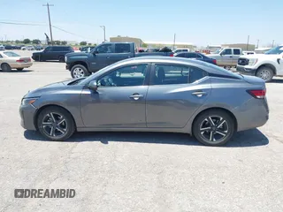 2025 Nissan Sentra SV с VIN 3N1AB8CV1SY303353, выставлен на аукционе IAAI как лот 42503250 с пробегом 7 176 миль миль и . История ставок и продаж доступна на DreamBid. Изображение 14.