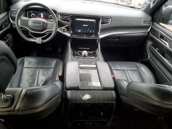 2022 Jeep Wagoneer Series II с VIN 1C4SJVBT9NS143115, выставлен на аукционе Copart как лот 44688515 с пробегом 33 001 миль миль и Списание • Salvage title. История ставок и продаж доступна на DreamBid. Изображение 8.