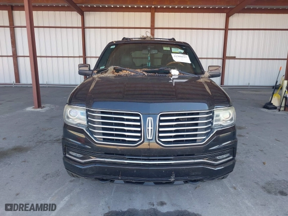 2015 Lincoln Navigator L with VIN 5LMJJ3JT0FEJ12569, listed as a IAAI auction lot 41909517 with 165,631 mi miles. Bid and sale history available at carsss.com. Image 11.