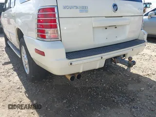 2003 Mercury Mountaineer Convenience with VIN 4M2DU86W93ZJ18901, listed as a IAAI auction lot 42655835 with Not provided miles and . Bid and sale history available at DreamBid. Image 13.