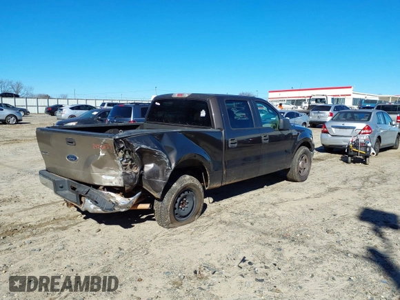 2006 Ford F-150 XLT with VIN 1FTPW12V06KD62760, listed as a IAAI auction lot 41376036 with 125,670 mi miles. Bid and sale history available at carsss.com. Image 4.