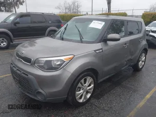2015 Kia Soul + with VIN KNDJP3A51F7189253, listed as a IAAI auction lot 41773480 with 1 mi miles. Bid and sale history available at carsss.com. Image 2.