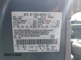2011 Ford Escape Hybrid z VIN 1FMCU5K37BKB86287, wystawiony jako IAAI lot #42683149 z przebiegiem 151 972 mil mil oraz . Historia ofert i sprzedaży dostępna na DreamBid. Obrazek 9.