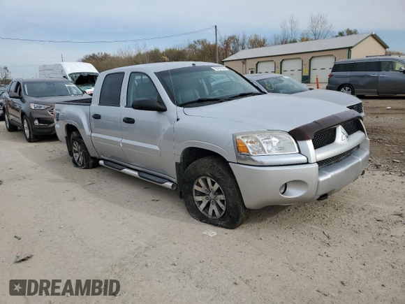 2007 Mitsubishi Raider LS z VIN 1Z7HT28K67S217597, wystawiony jako Copart lot #79767304 z przebiegiem 110 743 mil mil oraz Szkoda całkowita • Salvage title. Historia ofert i sprzedaży dostępna na DreamBid. Obrazek 4.
