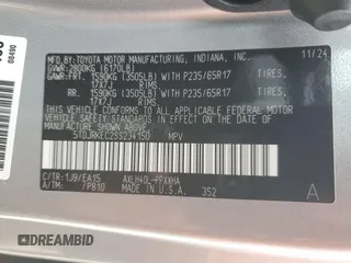 2025 Toyota Sienna XLE with VIN 5TDJRKEC2SS234150, listed as a Copart auction lot 43014285 with 5,996 mi miles and Salvage Title. Bid and sale history available at carsss.com. Image 13.