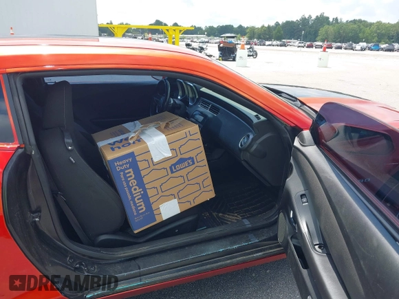 2011 Chevrolet Camaro 1LT with VIN 2G1FB1ED7B9154549, listed as a IAAI auction lot 42707231 with 235,103 mi miles and . Bid and sale history available at DreamBid. Image 5.