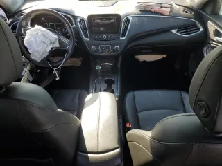 2018 Chevrolet Malibu LT with VIN 1G1ZD5STXJF191322, listed as a Copart auction lot 52150035 with 24,696 mi miles and Salvage Title. Bid and sale history available at carsss.com. Image 8.