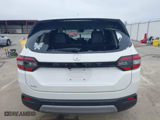 2023 Honda Pilot EX-L 8 Passenger with VIN 5FNYG1H47PB025968, listed as a IAAI auction lot 41707708 with 41,084 mi miles. Bid and sale history available at carsss.com. Image 17.
