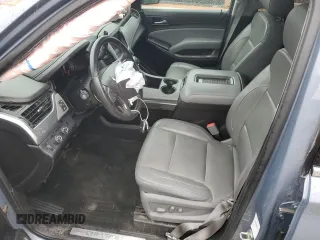 2016 Chevrolet Suburban LT с VIN 1GNSKHKC6GR324964, выставлен на аукционе Copart как лот 57437095 с пробегом 163 828 миль миль и Списание • Salvage title. История ставок и продаж доступна на DreamBid. Изображение 7.