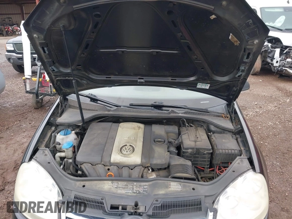 2005 Volkswagen Jetta 2.5L with VIN 3VWDF71K65M641809, listed as a IAAI auction lot 42230703 with 215,996 mi miles and . Bid and sale history available at DreamBid. Image 10.