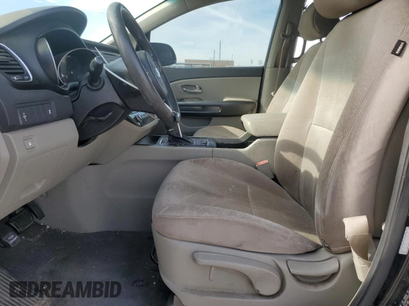 2015 Kia Sedona L with VIN KNDMA5C11F6048368, listed as a Copart auction lot 83772534 with 140,896 mi miles and Clean Title. Bid and sale history available at carsss.com. Image 7.