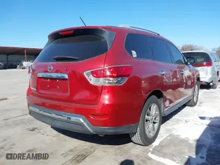 2016 Nissan Pathfinder S with VIN 5N1AR2MN2GC668883, listed as a IAAI auction lot 41760222 with 165,304 mi miles. Bid and sale history available at carsss.com. Image 4.
