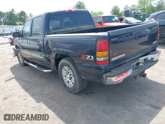 2006 GMC Sierra 1500 SLT with VIN 2GTEK13T461218774, listed as a IAAI auction lot 42148394 with 213,055 mi miles and . Bid and sale history available at carsss.com. Image 3.