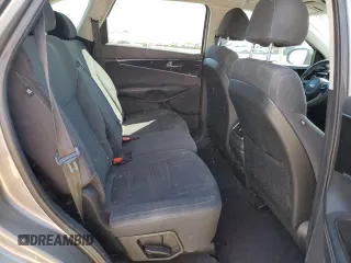 2018 Kia Sorento LX V6 with VIN 5XYPG4A59JG389051, listed as a Copart auction lot 50799165 with 206,501 mi miles and Clean Title. Bid and sale history available at carsss.com. Image 11.
