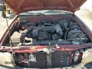 2001 Toyota Tacoma z VIN 5TENL42N01Z760573, wystawiony jako Copart lot #55694585 z przebiegiem 198 805 mil mil oraz Czysty tytuł • Clean title. Historia ofert i sprzedaży dostępna na DreamBid. Obrazek 11.