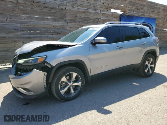 2019 Jeep Cherokee Limited z VIN 1C4PJMDX3KD133468, wystawiony jako Copart lot #56223385 z przebiegiem 108 215 mil mil oraz Czysty tytuł • Clean title. Historia ofert i sprzedaży dostępna na DreamBid. Obrazek 1.
