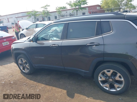 2019 Jeep Compass High Altitude z VIN 3C4NJDCB0KT817868, wystawiony jako IAAI lot #42412551 z przebiegiem 32 916 mil mil oraz . Historia ofert i sprzedaży dostępna na DreamBid. Obrazek 14.