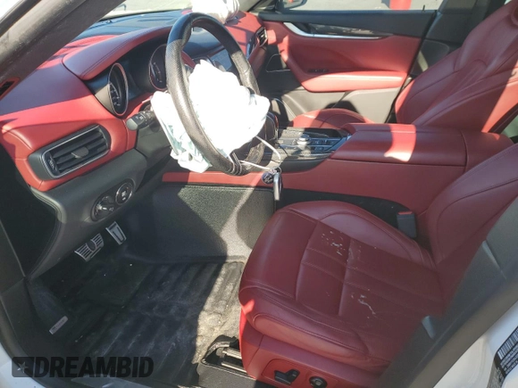 2018 Maserati Levante S GranSport z VIN ZN661YUS4JX268509, wystawiony jako Copart lot #84695894 z przebiegiem 94 048 mil mil oraz Szkoda całkowita • Salvage title. Historia ofert i sprzedaży dostępna na DreamBid. Obrazek 7.
