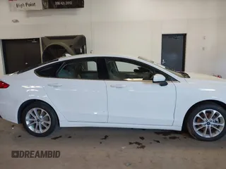 2020 Ford Fusion Hybrid SE with VIN 3FA6P0LU7LR173500, listed as a IAAI auction lot 41368311 with 105,202 mi miles. Bid and sale history available at carsss.com. Image 14.