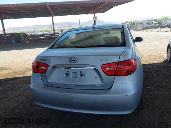 2010 Hyundai Elantra GLS z VIN KMHDU4AD4AU126950, wystawiony jako IAAI lot #42009934 z przebiegiem 124 845 mil mil oraz . Historia ofert i sprzedaży dostępna na DreamBid. Obrazek 16.