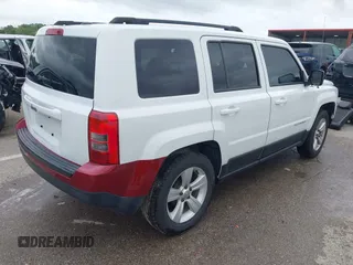 2016 Jeep Patriot Sport с VIN 1C4NJPBB5GD536617, выставлен на аукционе IAAI как лот 42151443 с пробегом 218 608 миль миль и . История ставок и продаж доступна на DreamBid. Изображение 4.