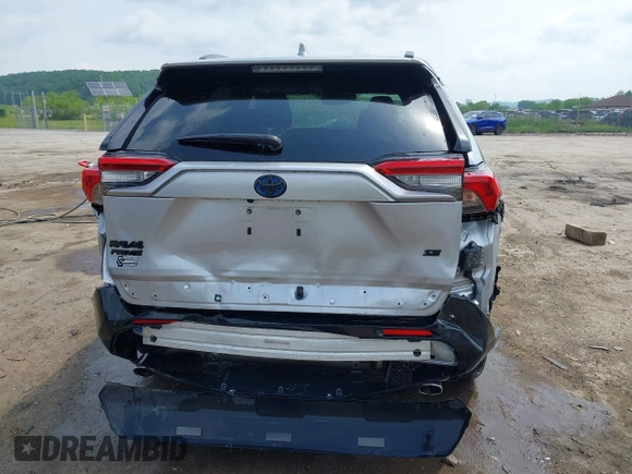 2021 Toyota RAV4 SE with VIN JTMAB3FV9MD055340, listed as a IAAI auction lot 42278024 with 42,040 mi miles and . Bid and sale history available at DreamBid. Image 17.