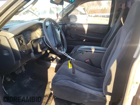 2002 Dodge Dakota with VIN 1B7FL16X52S557179, listed as a Copart auction lot 42221125 with 176,537 mi miles and Salvage Title. Bid and sale history available at carsss.com. Image 7.