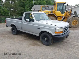 1996 Ford F-150 z VIN 1FTEF15YXTLC17633, wystawiony jako IAAI lot #42397239 z przebiegiem 208 005 mil mil oraz . Historia ofert i sprzedaży dostępna na DreamBid. Obrazek 1.