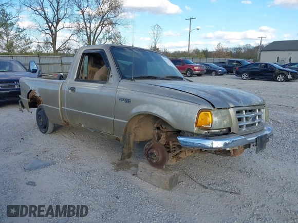 2001 Ford Ranger XL with VIN 1FTYR10C71TA12090, listed as a IAAI auction lot 40771318 with 198,646 mi miles. Bid and sale history available at carsss.com. Image 1.