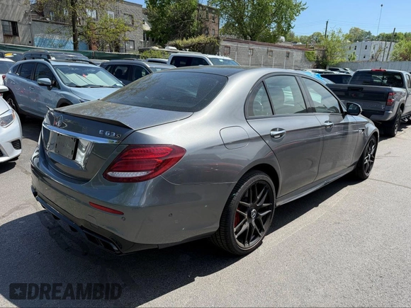 2018 Mercedes-Benz E-Class AMG E 63 S with VIN WDDZF8KB8JA286605, listed as a IAAI auction lot 42166486 with 53,430 mi miles. Bid and sale history available at carsss.com. Image 4.