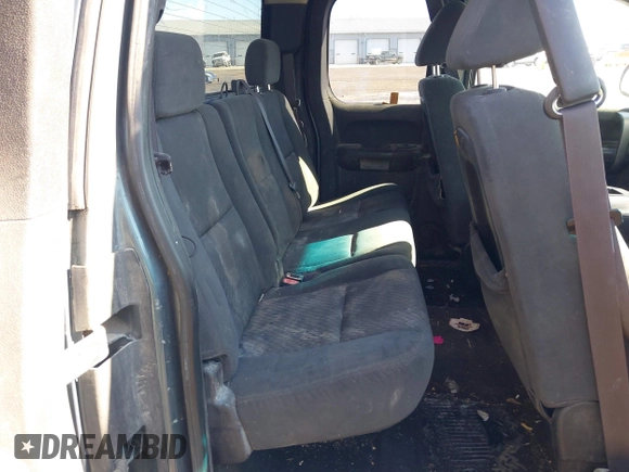 2007 Chevrolet Silverado 1500 1LT with VIN 2GCEK190271730595, listed as a IAAI auction lot 41428654 with 234,022 mi miles and . Bid and sale history available at DreamBid. Image 8.