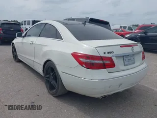 2012 Mercedes-Benz E 350 with VIN WDDKJ5KB4CF130789, listed as a IAAI auction lot 42083917 with 174,189 mi miles and . Bid and sale history available at DreamBid. Image 3.