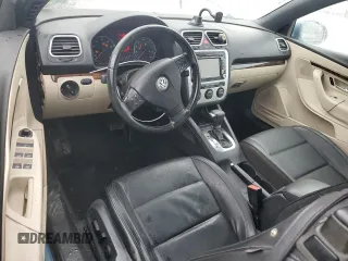 2007 Volkswagen Eos 2.0T with VIN WVWFA71F97V020442, listed as a Copart auction lot 85250704 with 119,618 mi miles and Salvage Title. Bid and sale history available at DreamBid. Image 8.