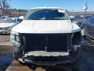 2019 Ford Expedition XLT с VIN 1FMJU1HT3KEA12044, выставлен на аукционе IAAI как лот 41601681 с пробегом 143 194 миль миль и . История ставок и продаж доступна на DreamBid. Изображение 12.