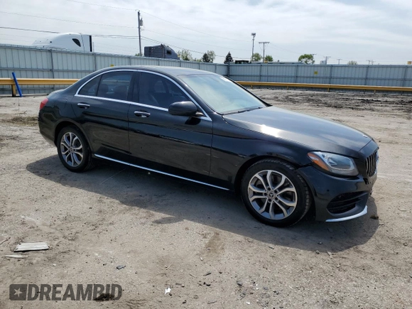 2018 Mercedes-Benz C 300 z VIN 55SWF4KB2JU249643, wystawiony jako Copart lot #56357375 z przebiegiem 132 368 mil mil oraz Czysty tytuł • Clean title. Historia ofert i sprzedaży dostępna na DreamBid. Obrazek 4.
