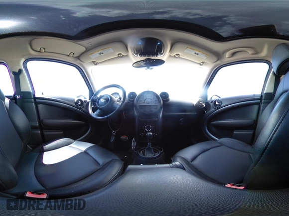 2014 MINI Countryman S with VIN WMWZC3C59EWP29137, listed as a IAAI auction lot 42661922 with 128,064 mi miles and . Bid and sale history available at DreamBid. Image 18.