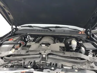 2020 GMC Yukon Denali with VIN 1GKS2CKJ7LR176011, listed as a Copart auction lot 82443504 with 60,252 mi miles and Salvage Title. Bid and sale history available at carsss.com. Image 13.