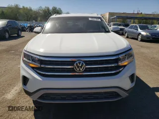 2022 Volkswagen Atlas SE z VIN 1V2DC2CA5NC203530, wystawiony jako Copart lot #72041664 z przebiegiem 32 981 mil mil oraz Szkoda całkowita • Salvage title. Historia ofert i sprzedaży dostępna na DreamBid. Obrazek 5.