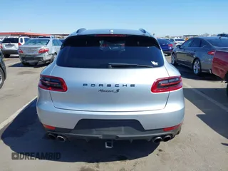 2018 Porsche Macan S with VIN WP1AB2A55JLB36398, listed as a IAAI auction lot 42094742 with 97,376 mi miles and . Bid and sale history available at DreamBid. Image 16.