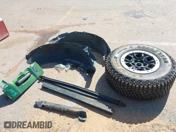 2023 Ford Bronco с VIN 1FMDE5CP6PLB96281, выставлен на аукционе IAAI как лот 41947941 с пробегом 23 932 миль миль и . История ставок и продаж доступна на DreamBid. Изображение 12.